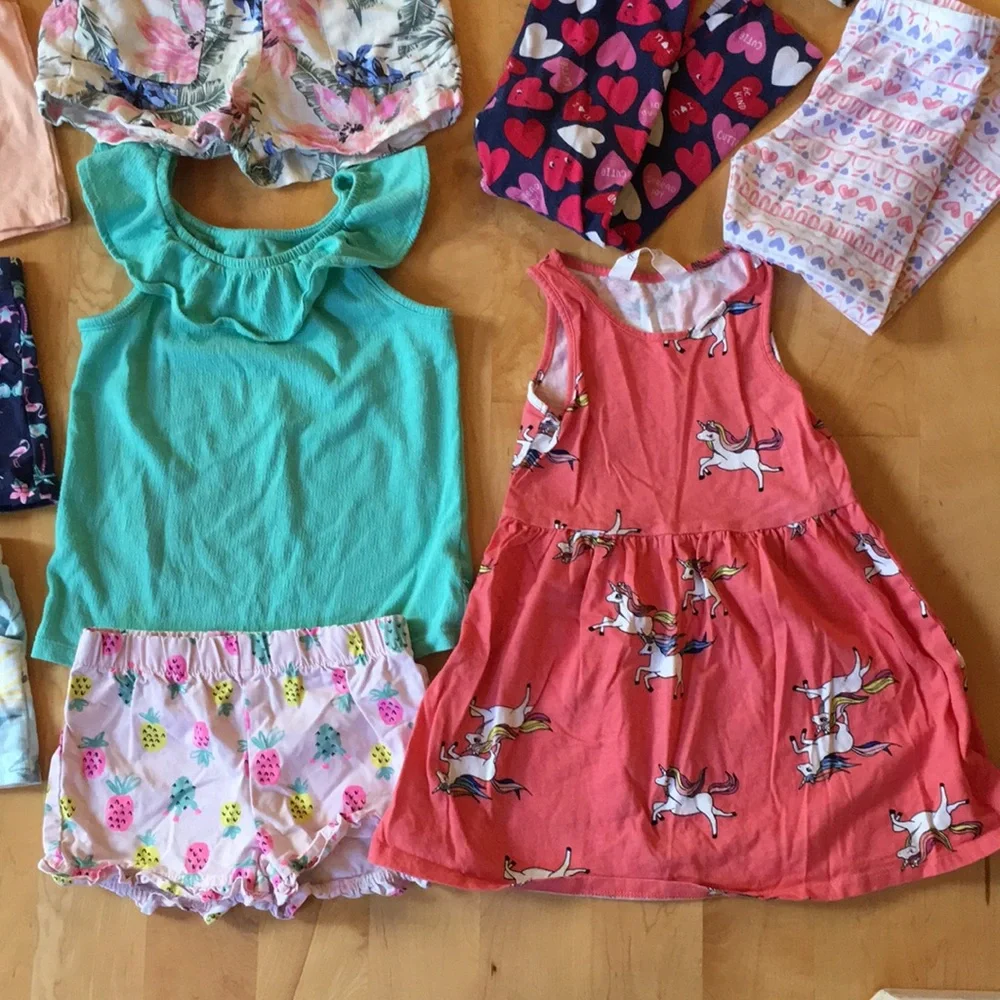 16 Piece Bundle Sizes: 4, 4T, 3/4T, 4/5, XS (4-5).